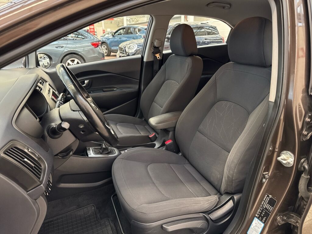 Kia Rio 2014 Ruskea (beige)