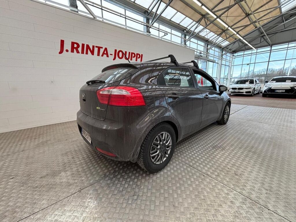Kia Rio 2014 Ruskea (beige)