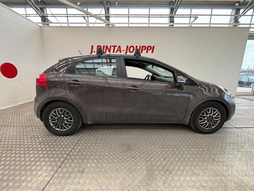 Kia Rio 2014 Ruskea (beige)