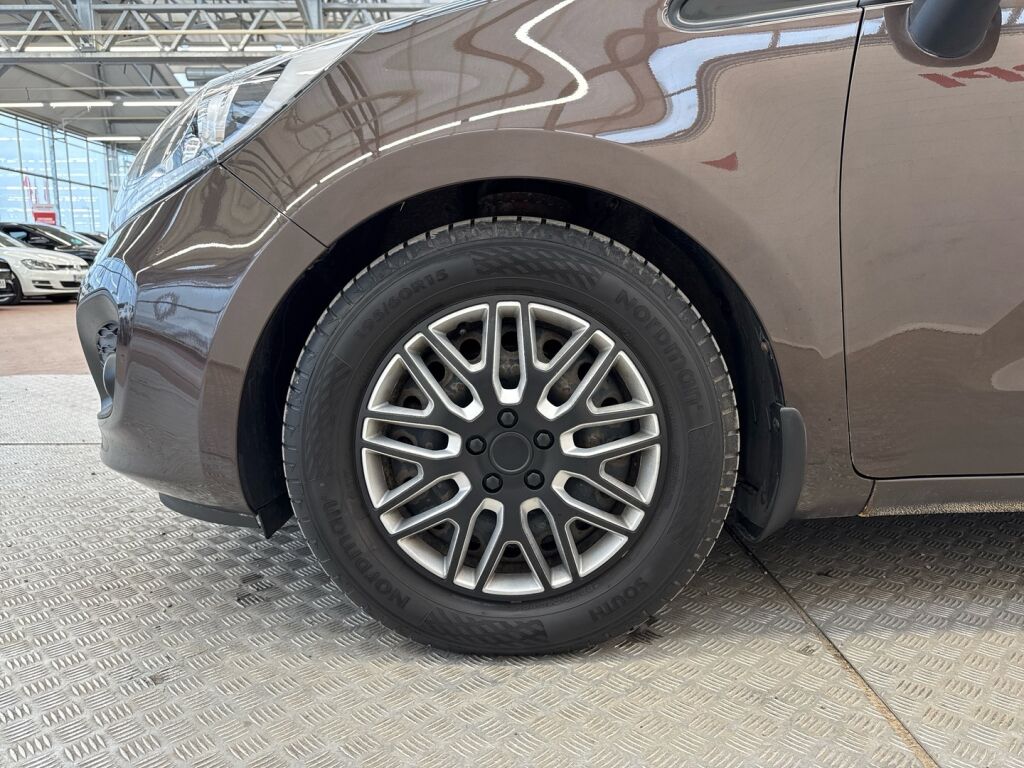Kia Rio 2014 Ruskea (beige)