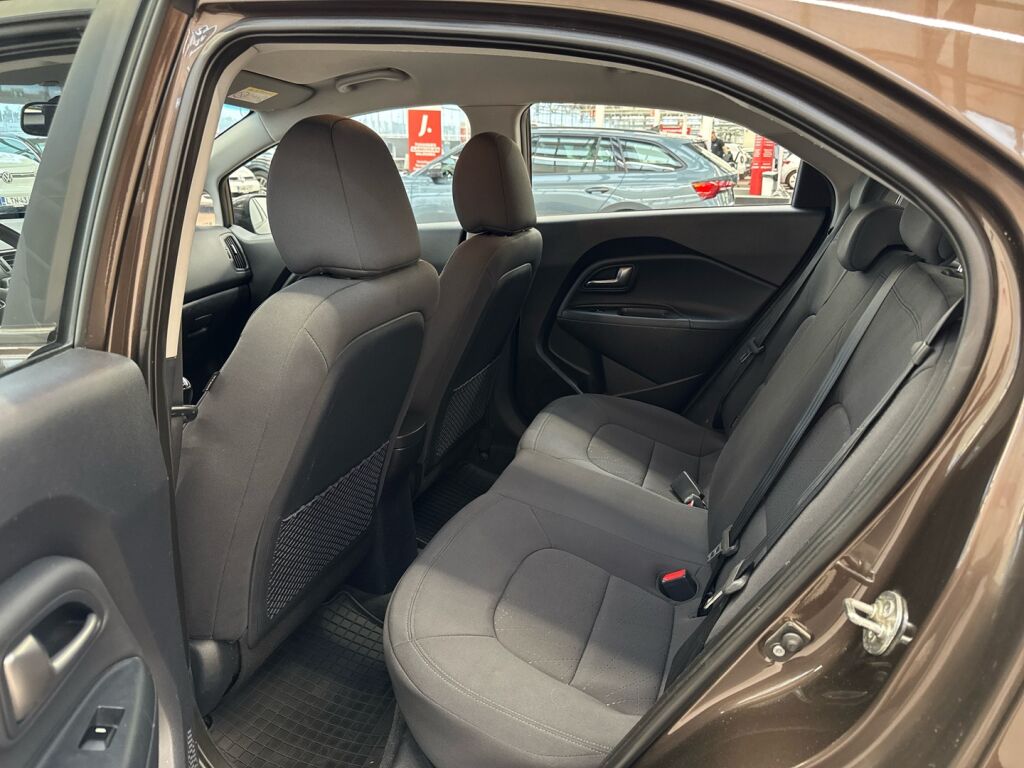 Kia Rio 2014 Ruskea (beige)