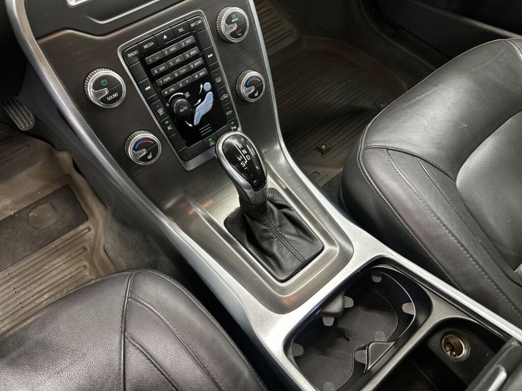 Volvo S80 2014 Harmaa
