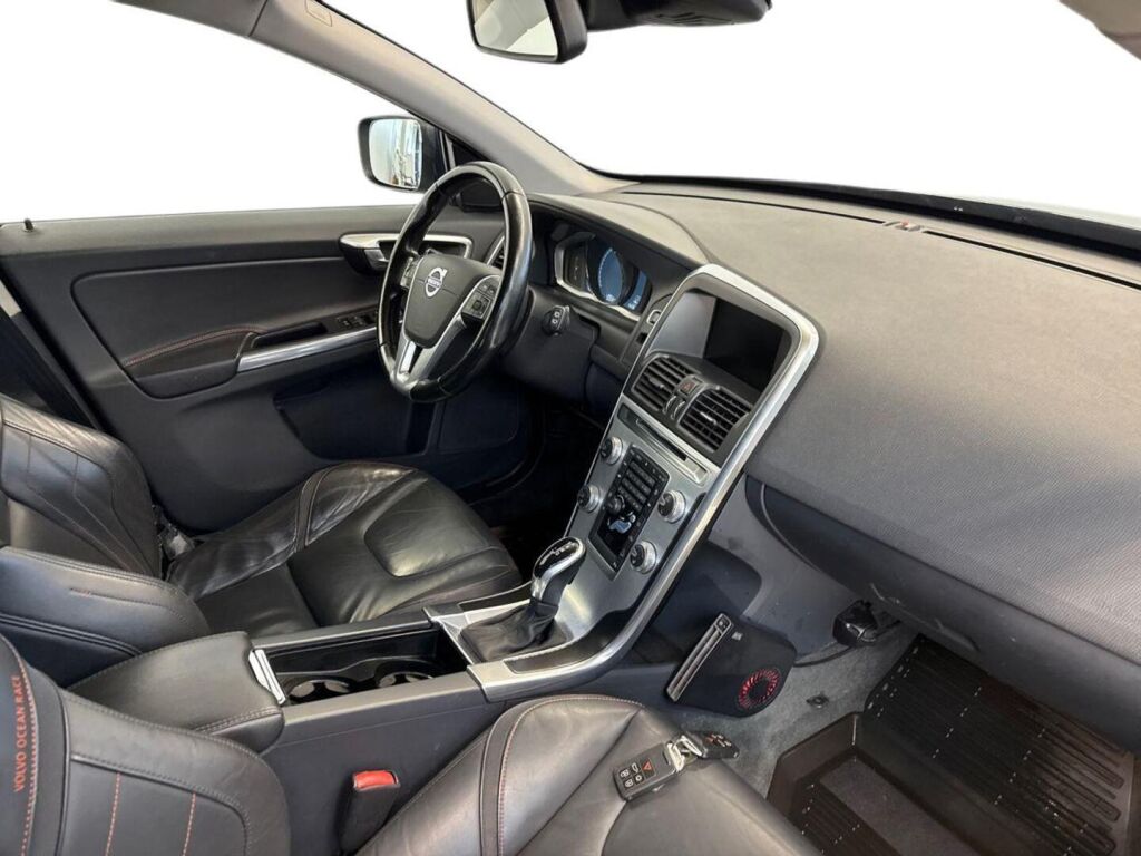 Volvo XC60 2014 Sininen