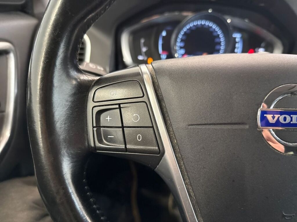 Volvo XC60 2014 Sininen