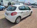 Peugeot 208 2014 Valkoinen