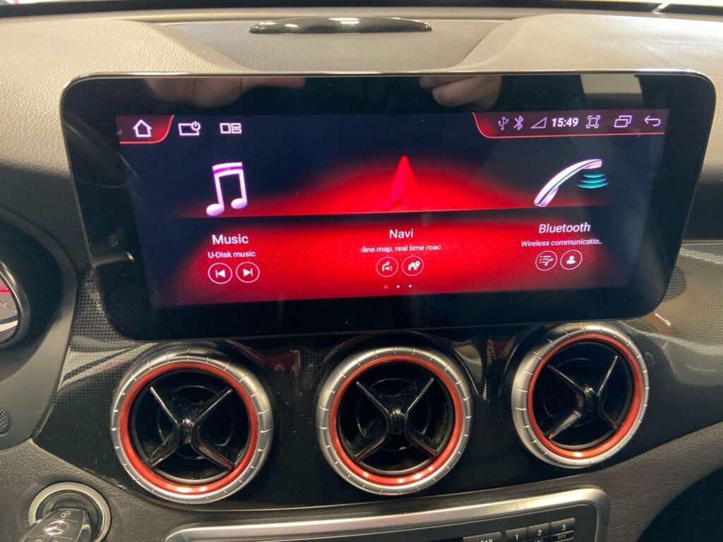 Mercedes-Benz CLA 2014 Musta
