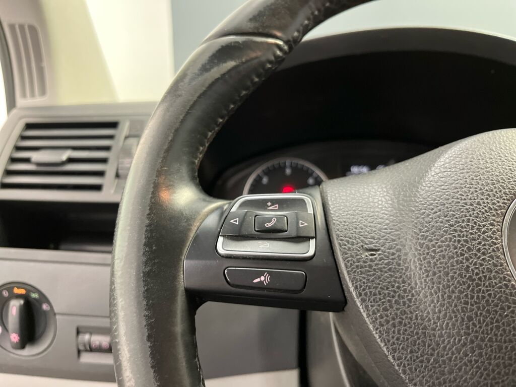 Volkswagen Transporter 2014 Valkoinen