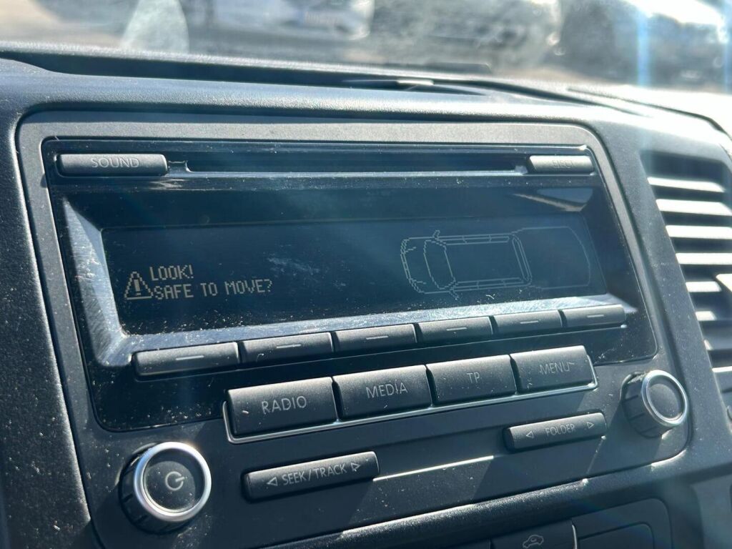 Volkswagen Transporter 2014 Valkoinen