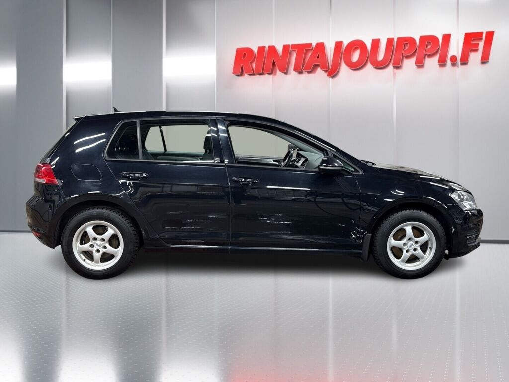 Volkswagen Golf 2015 Musta