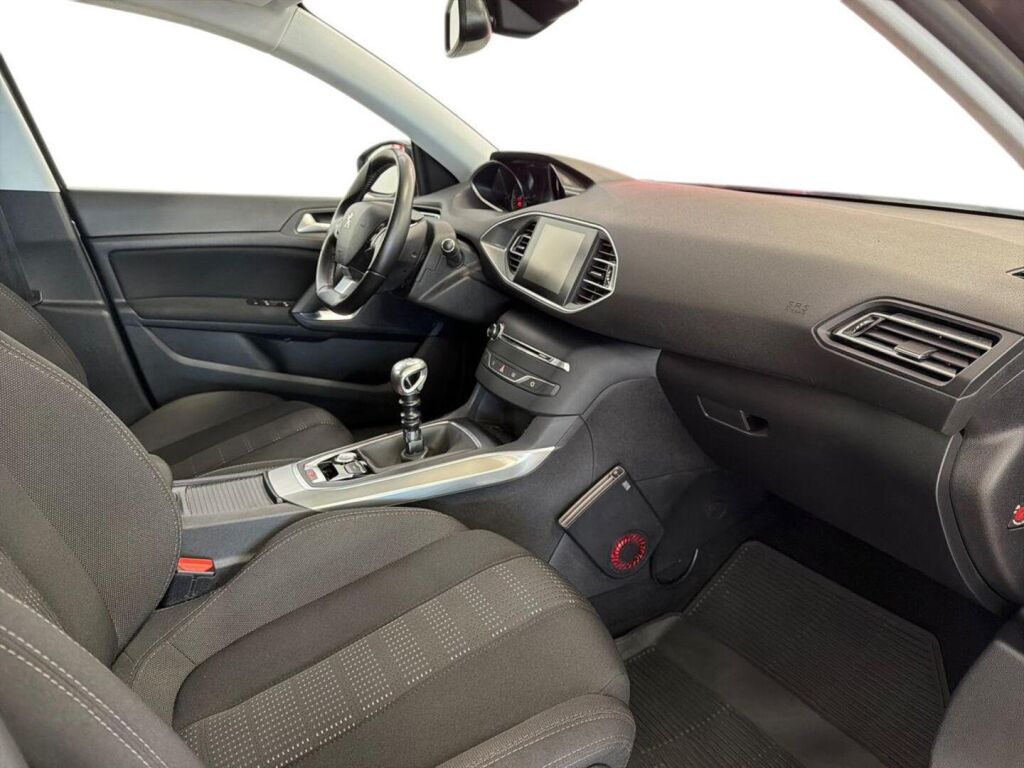Peugeot 308 2015 Harmaa