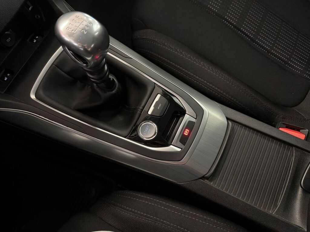 Peugeot 308 2015 Harmaa