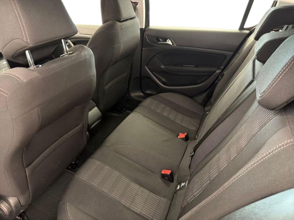 Peugeot 308 2015 Harmaa