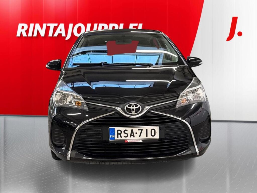 Toyota Yaris 2015 Musta