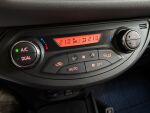 Toyota Yaris 2015 Musta