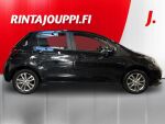Toyota Yaris 2015 Musta