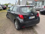 Toyota Yaris 2015 Musta