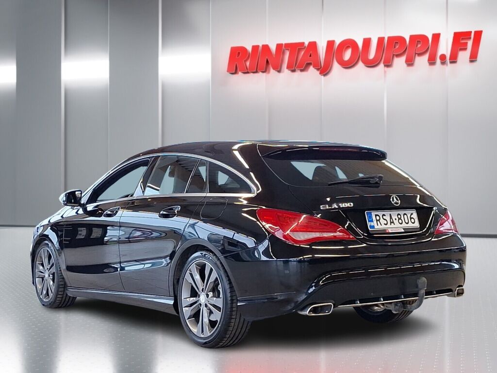 Mercedes-Benz CLA 2015 Musta