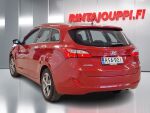 Hyundai i30 Wagon 2016 Punainen