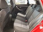 Hyundai i30 Wagon 2016 Punainen