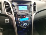 Hyundai i30 Wagon 2016 Punainen