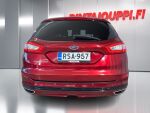 Ford Mondeo 2015 Punainen