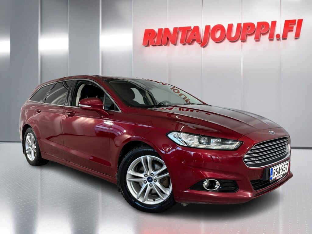 Ford Mondeo 2015 Punainen