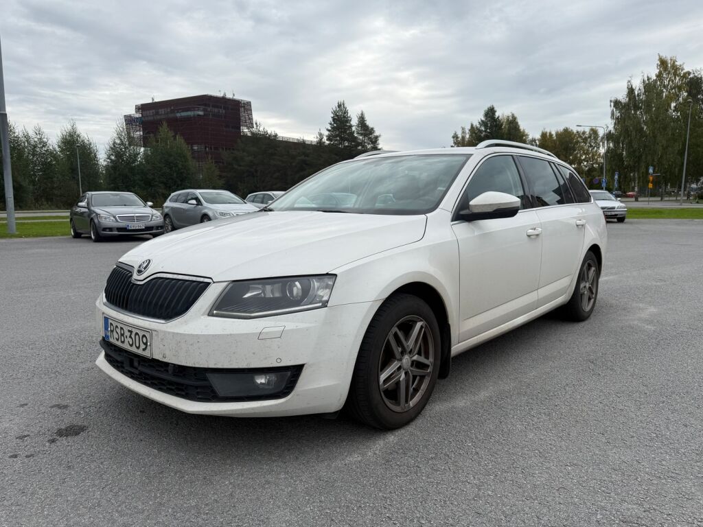 Skoda Octavia 2015 Valkoinen