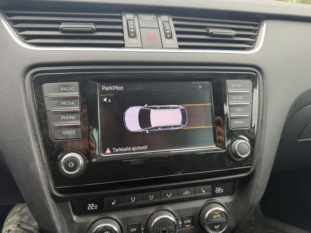 Skoda Octavia 2015 Valkoinen