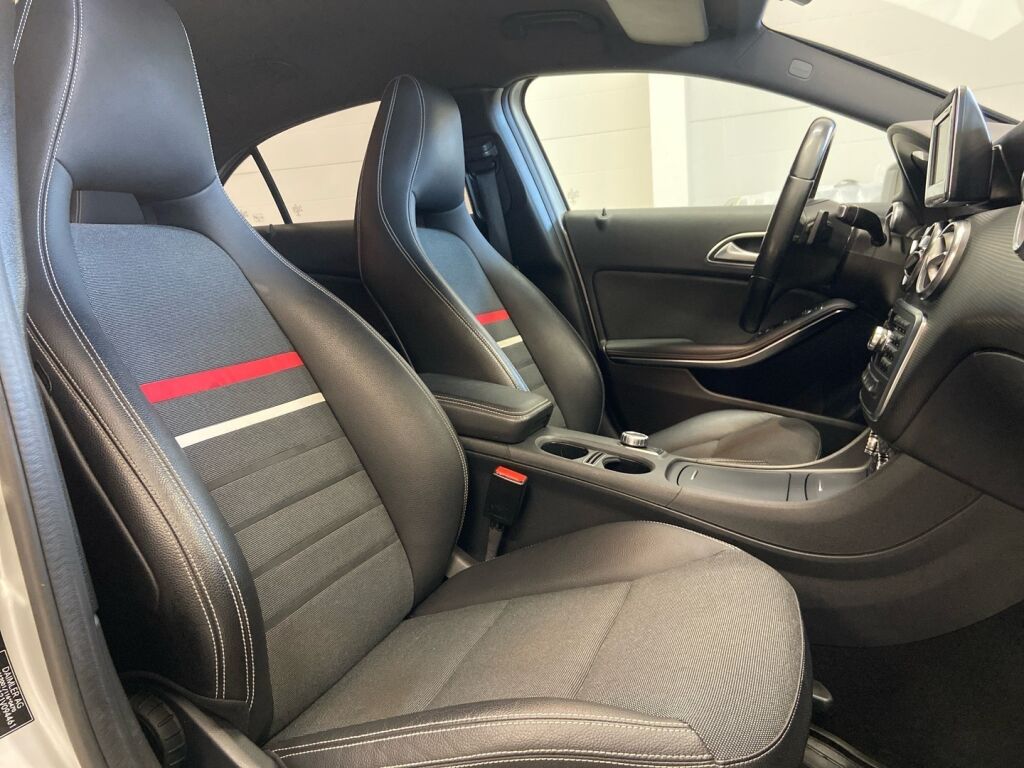 Mercedes-Benz A 2015 Harmaa