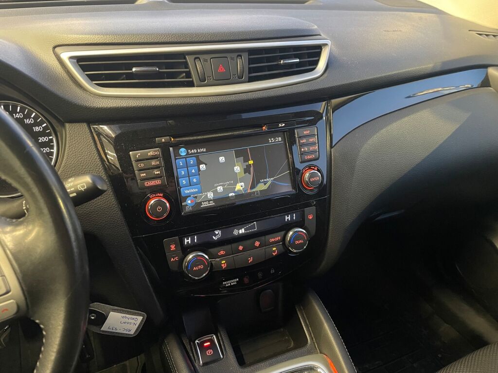 Nissan Qashqai 2015 Sininen