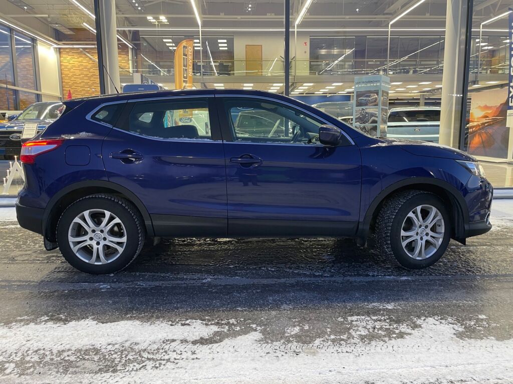 Nissan Qashqai 2015 Sininen