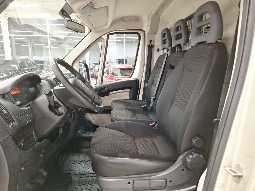 Citroen Jumper 2015 Ruskea (beige)