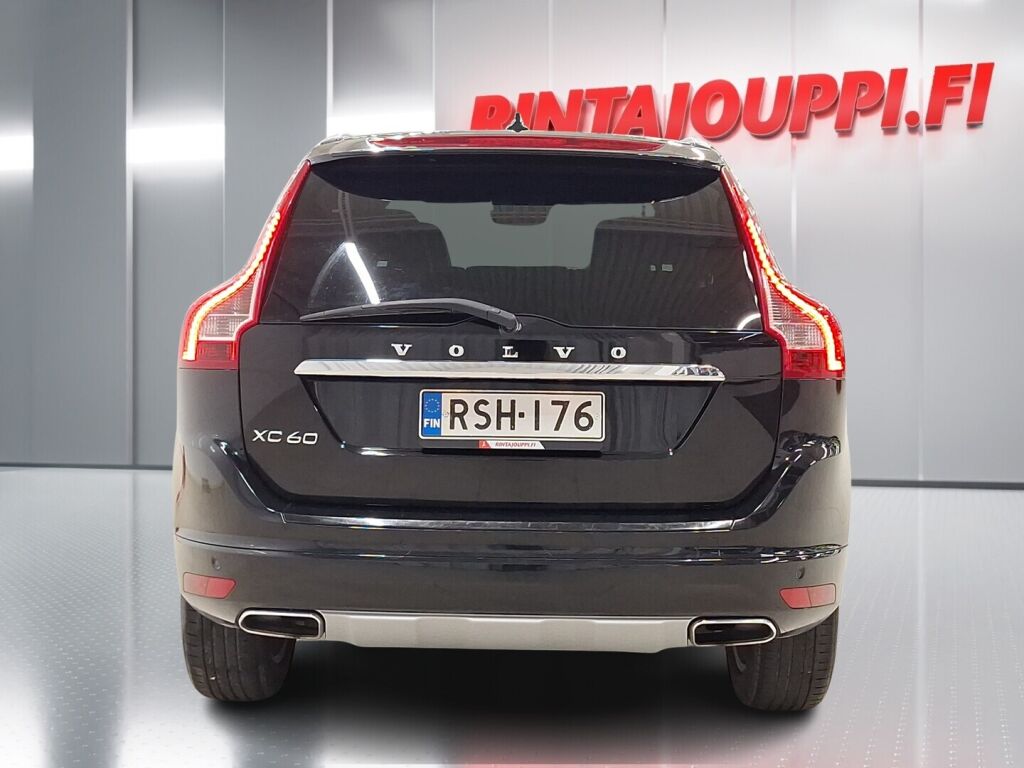 Volvo XC60 2015 Musta
