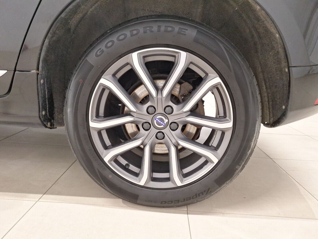 Volvo XC60 2015 Musta