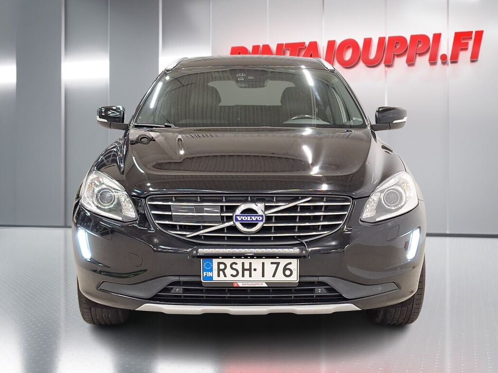 Volvo XC60 2015 Musta