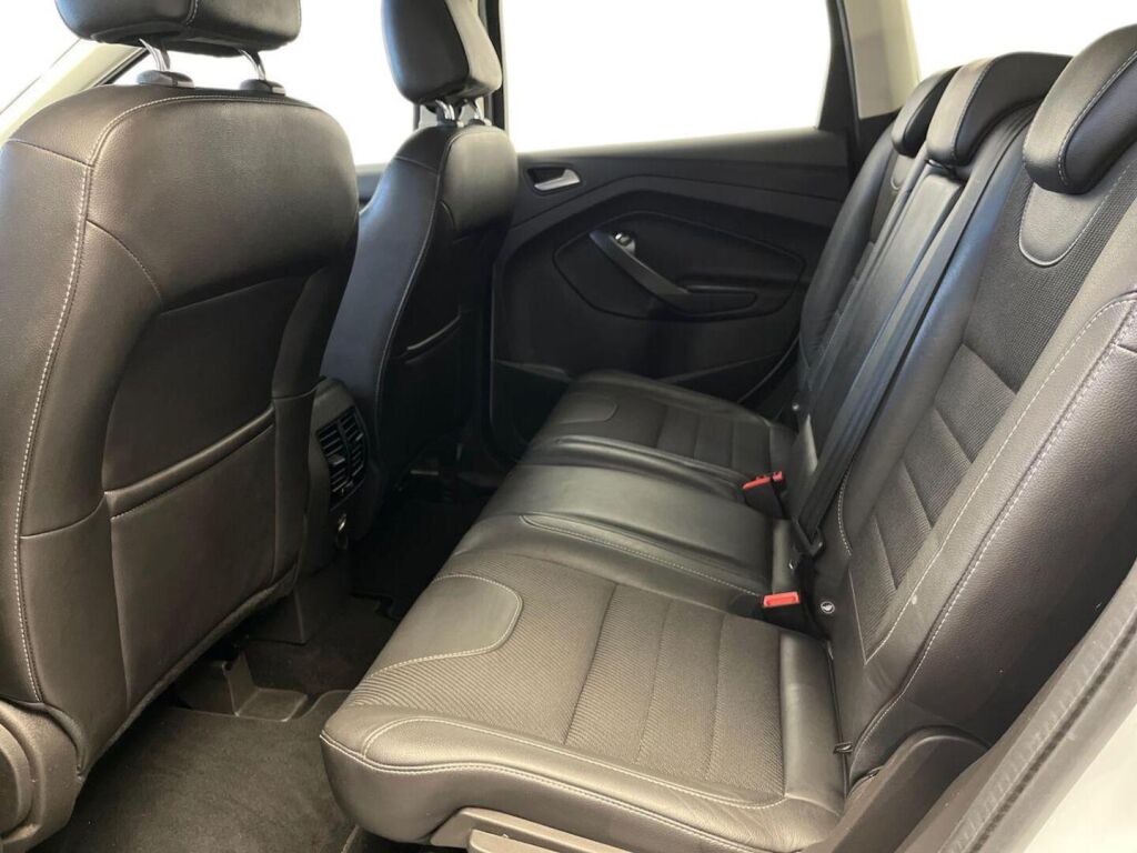 Ford Kuga 2015 Valkoinen