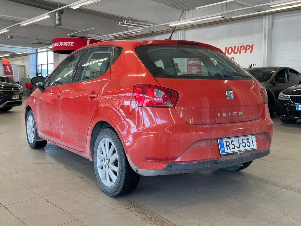 Seat Ibiza 2016 Punainen