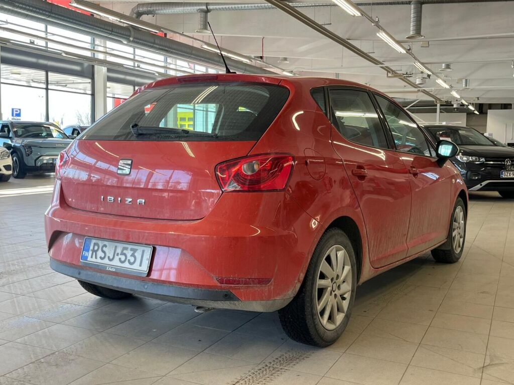 Seat Ibiza 2016 Punainen