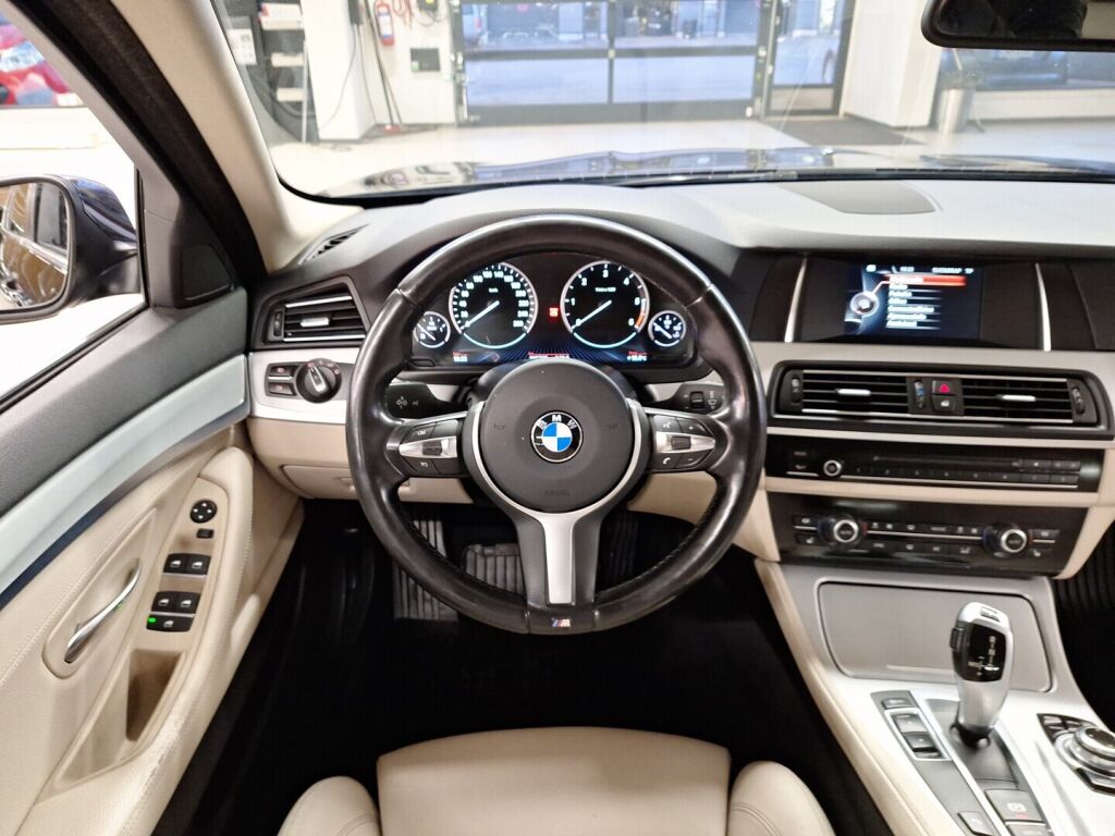 BMW 520 2015 Musta