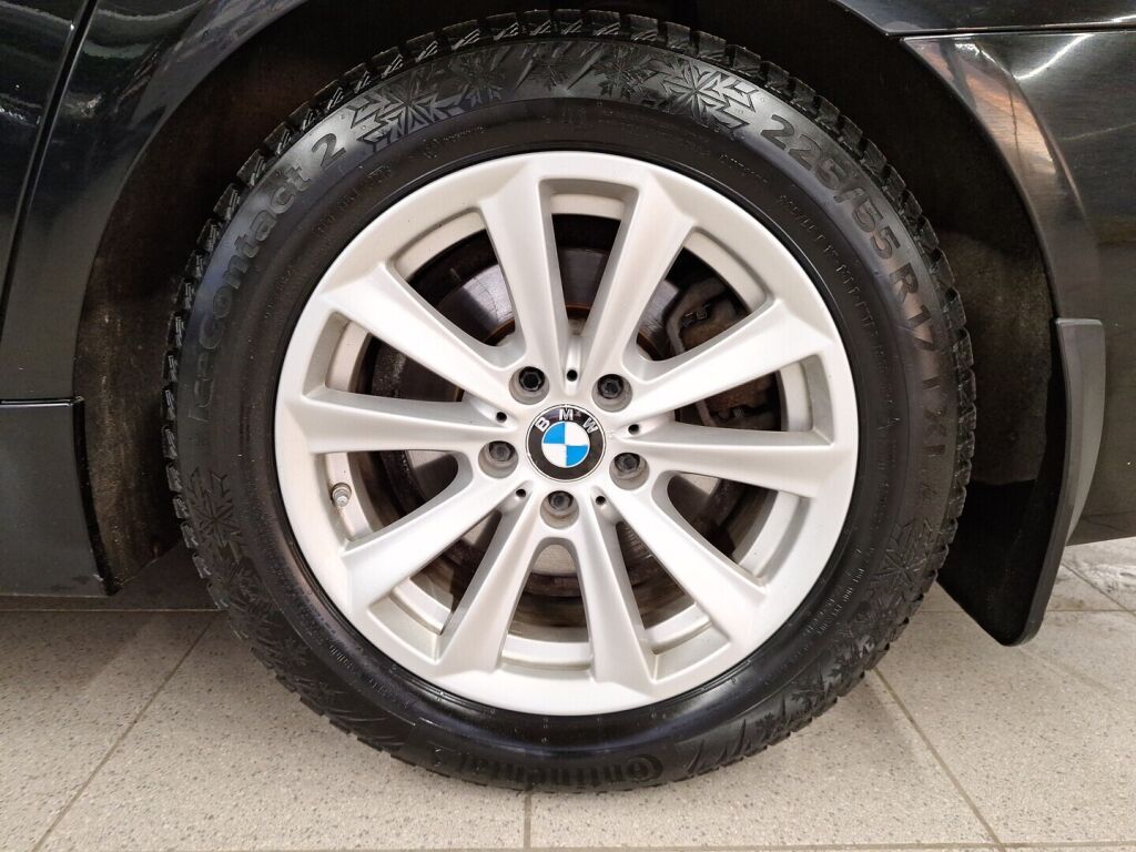 BMW 520 2015 Musta
