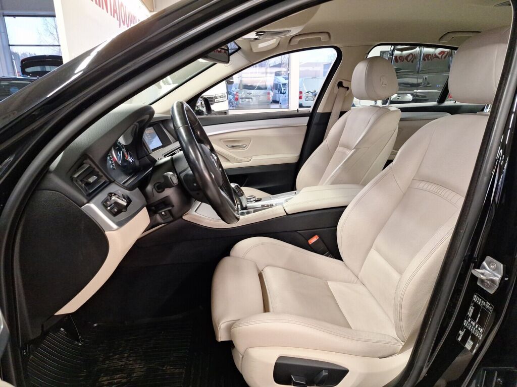 BMW 520 2015 Musta
