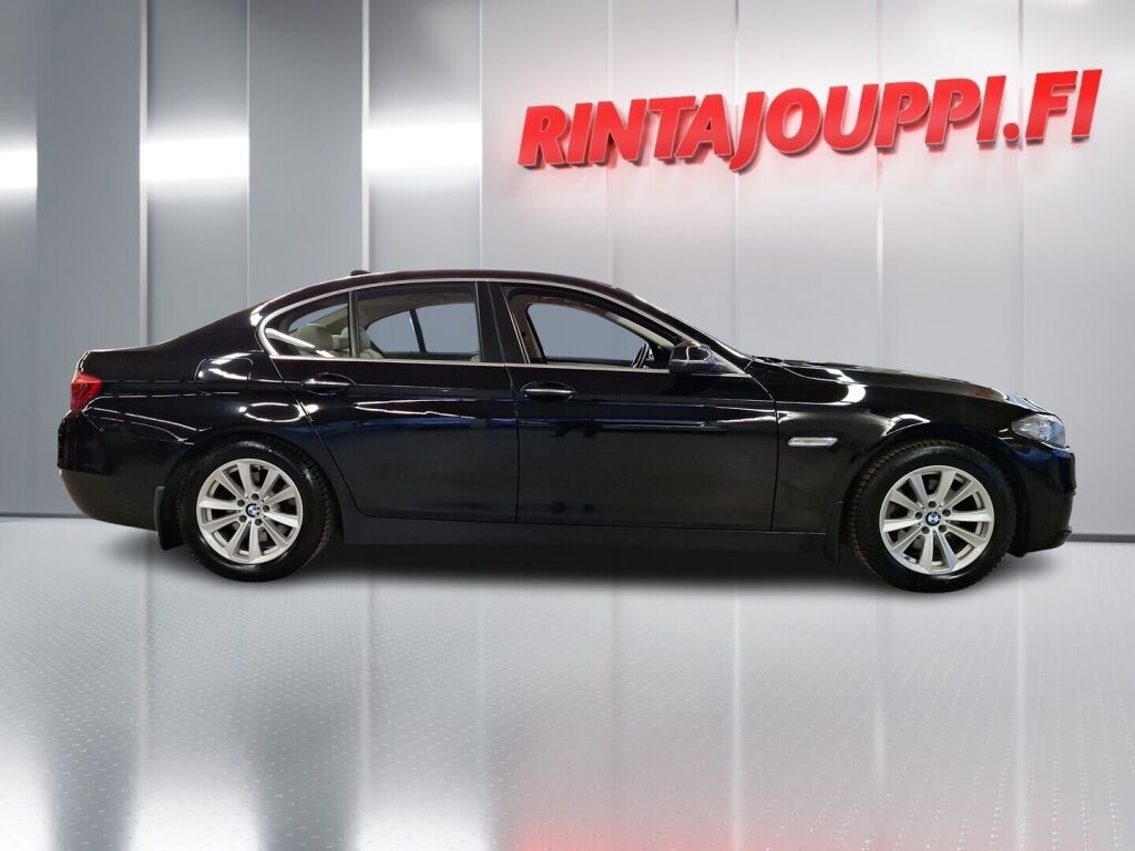 BMW 520 2015 Musta