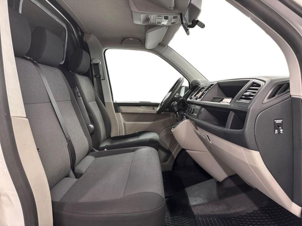 Volkswagen Transporter 2016 Valkoinen