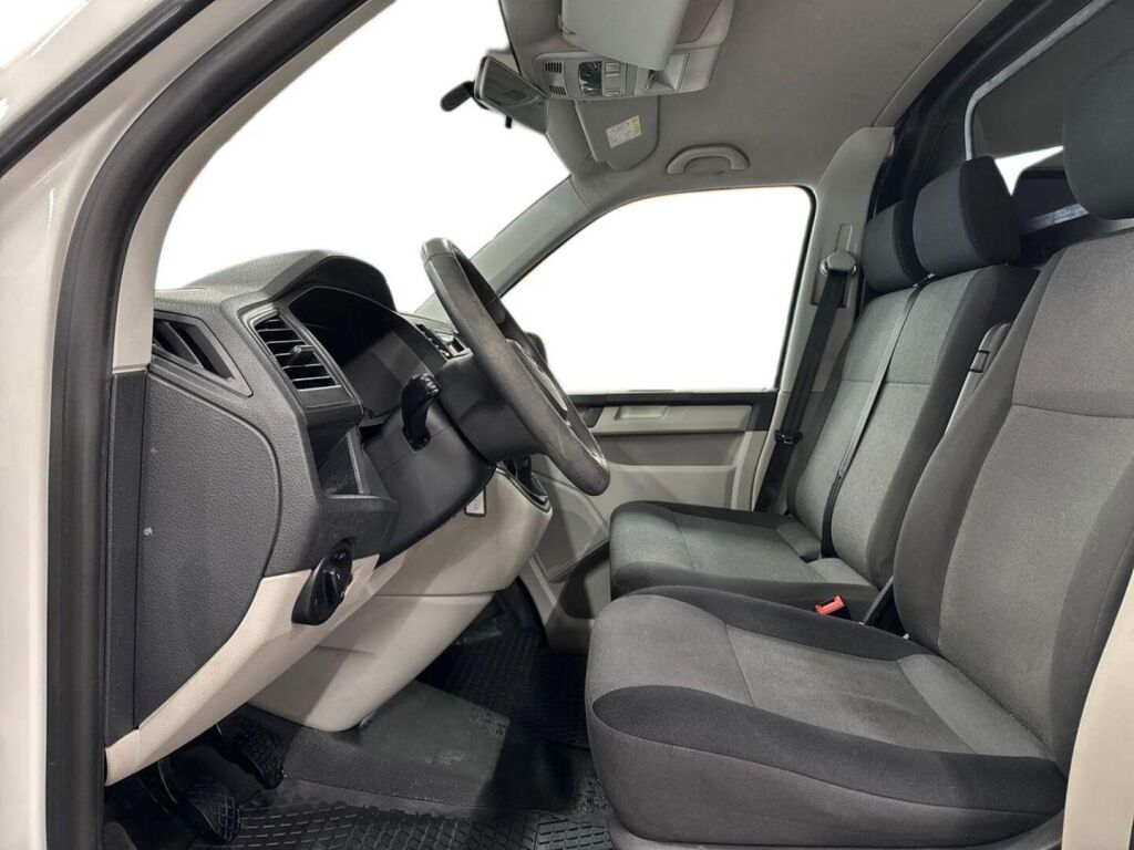 Volkswagen Transporter 2016 Valkoinen