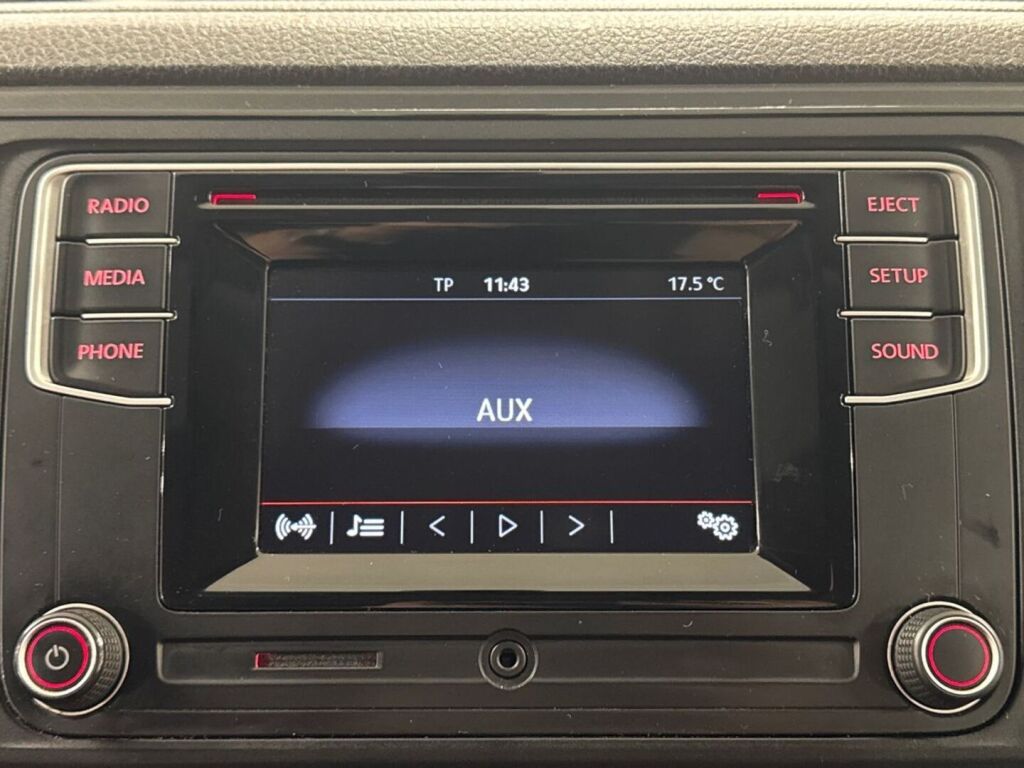 Volkswagen Transporter 2016 Valkoinen