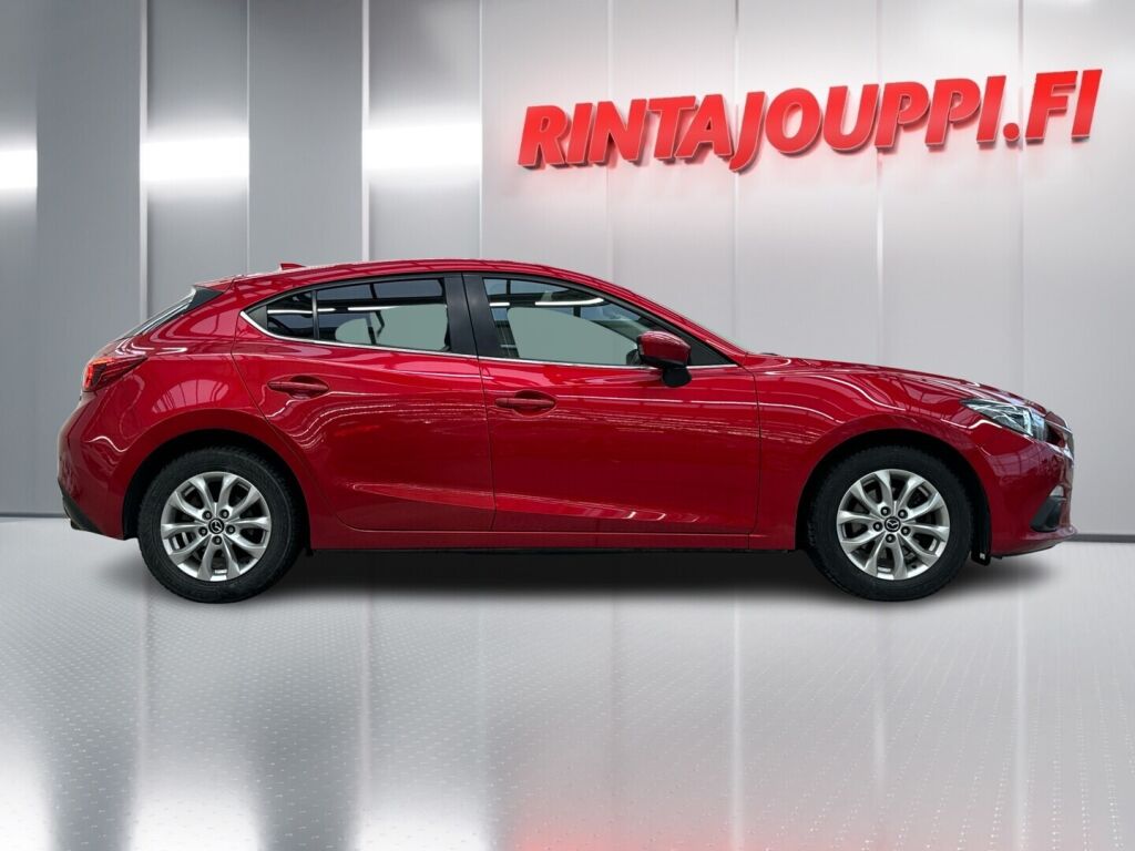Mazda Mazda3 2016 Punainen