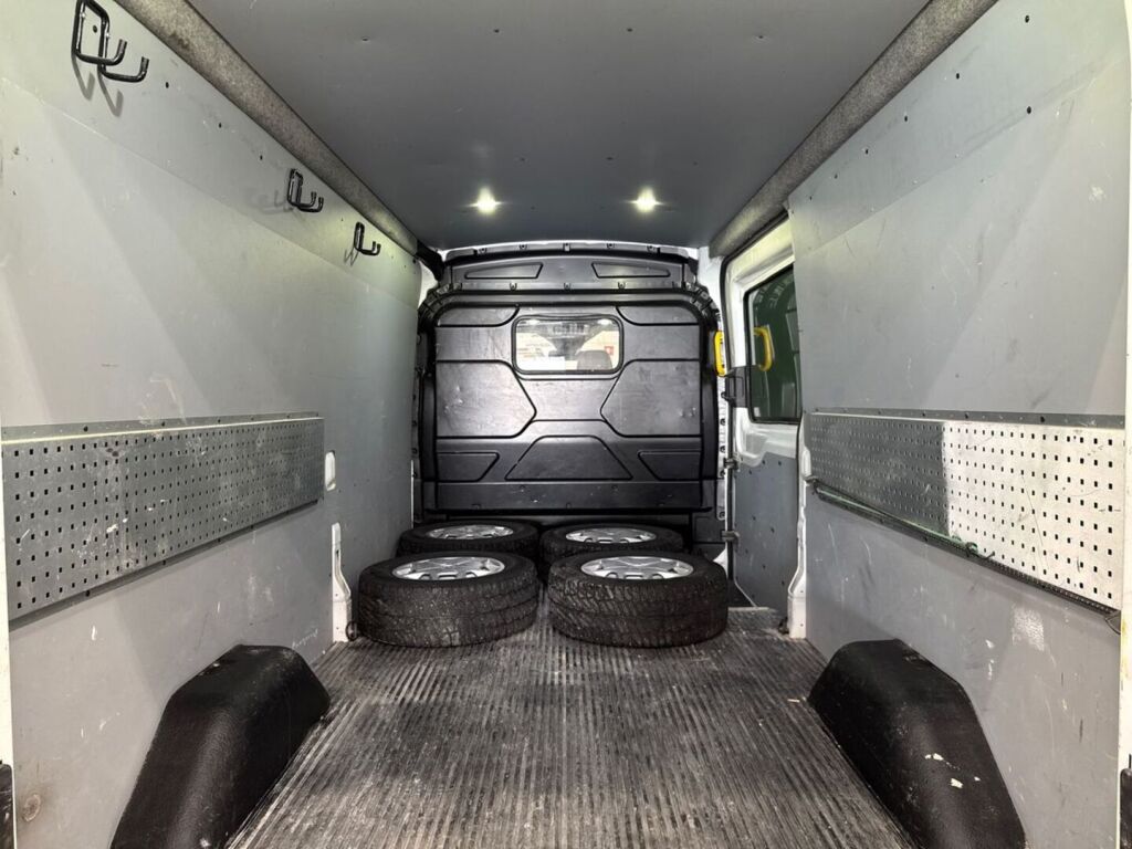 Ford Transit 2016 Valkoinen