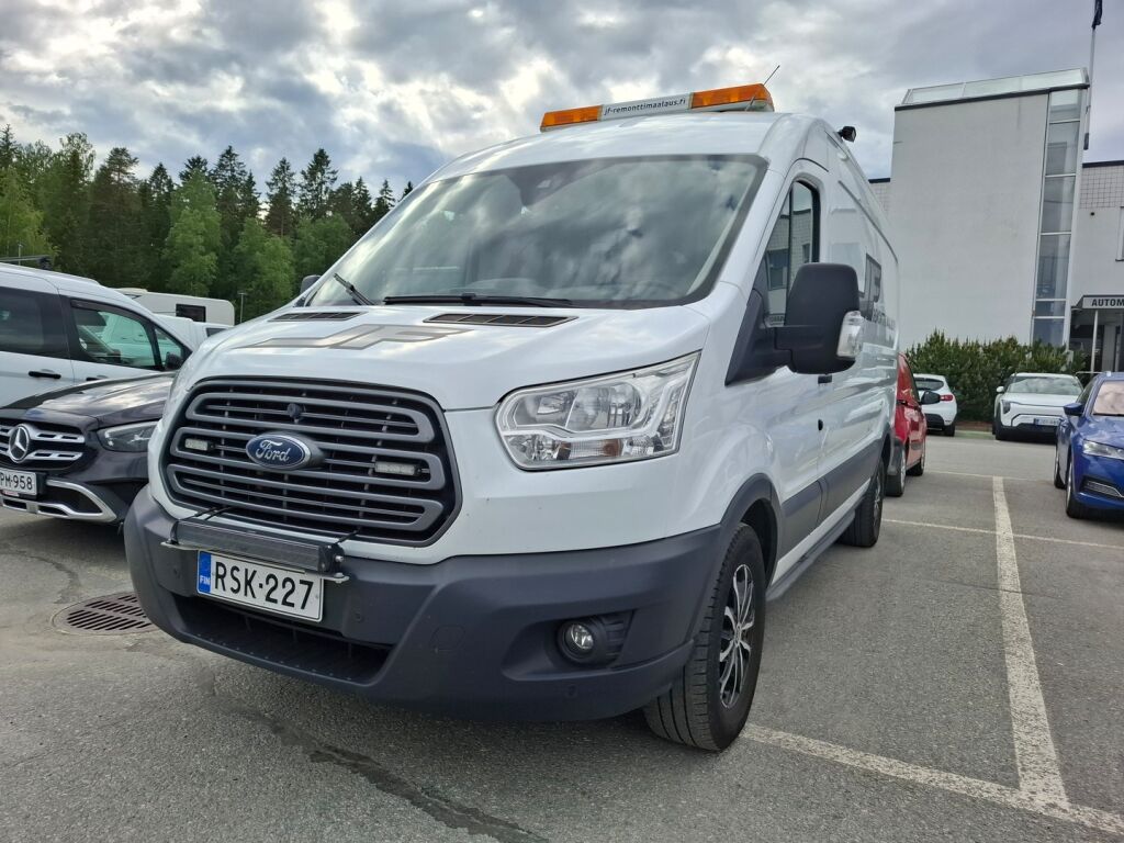 Ford Transit 2016 Valkoinen
