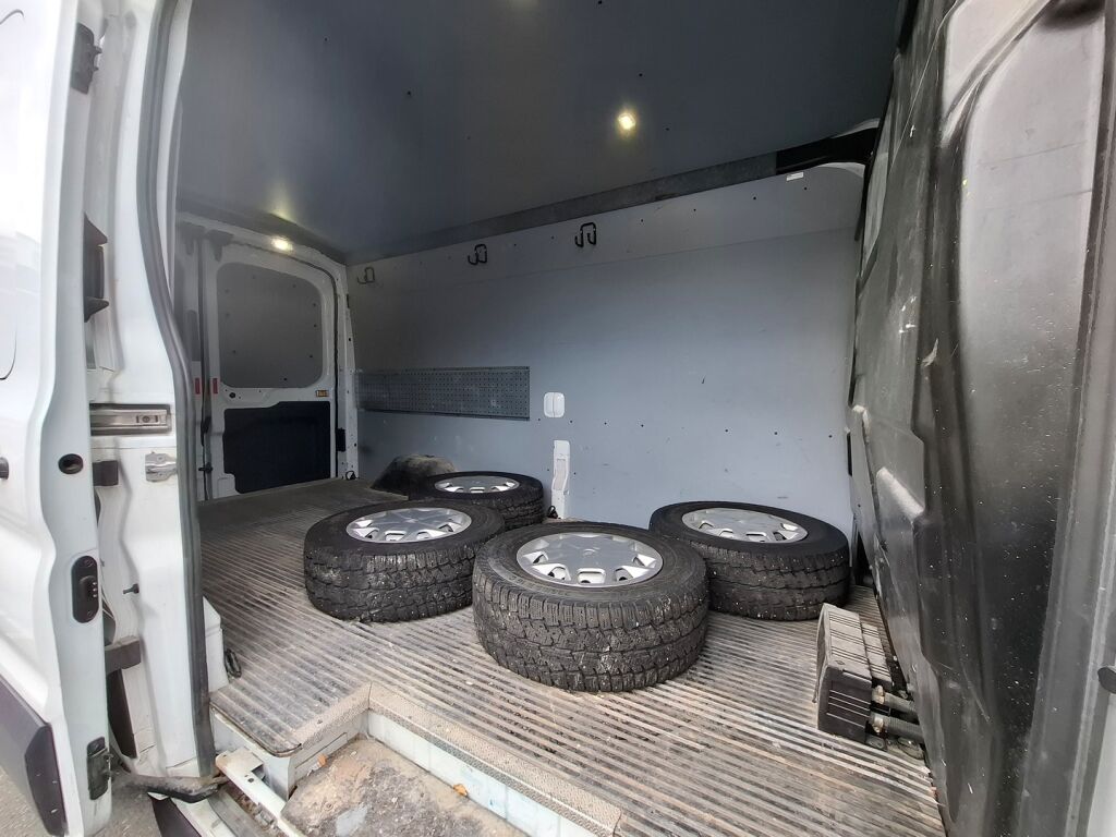Ford Transit 2016 Valkoinen