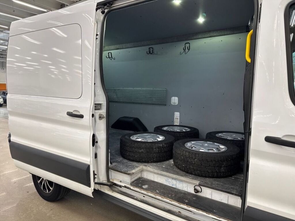 Ford Transit 2016 Valkoinen